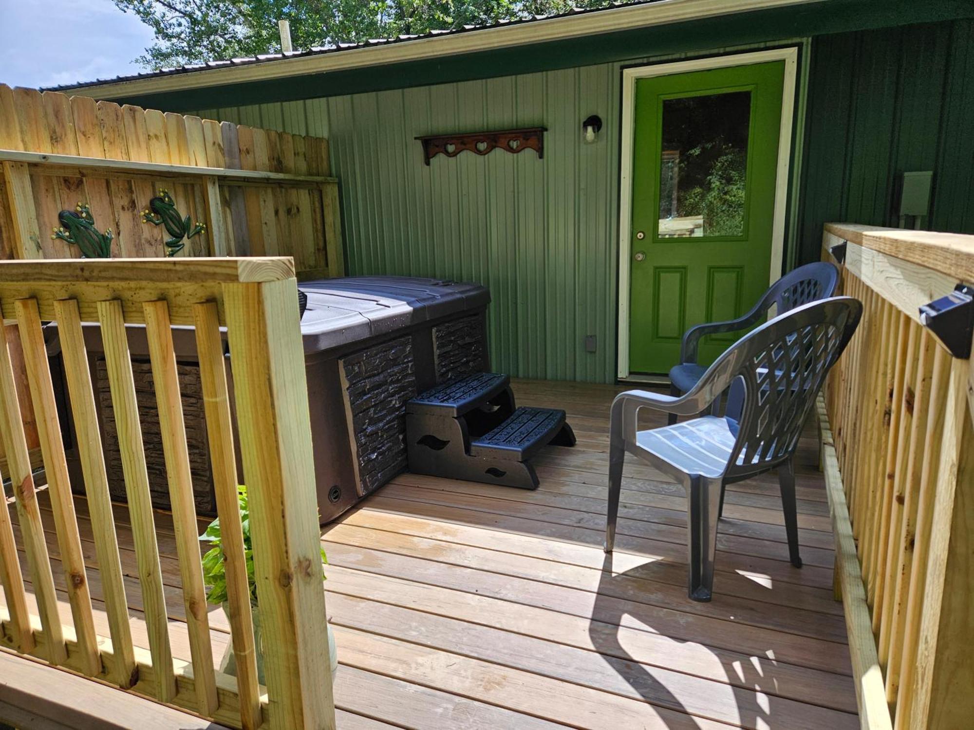 Frog Hollow At Hocking Vacations Logan Exterior photo